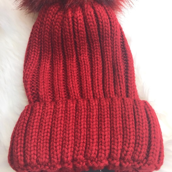 Steve Madden knit red hat NWT - Picture 3 of 4